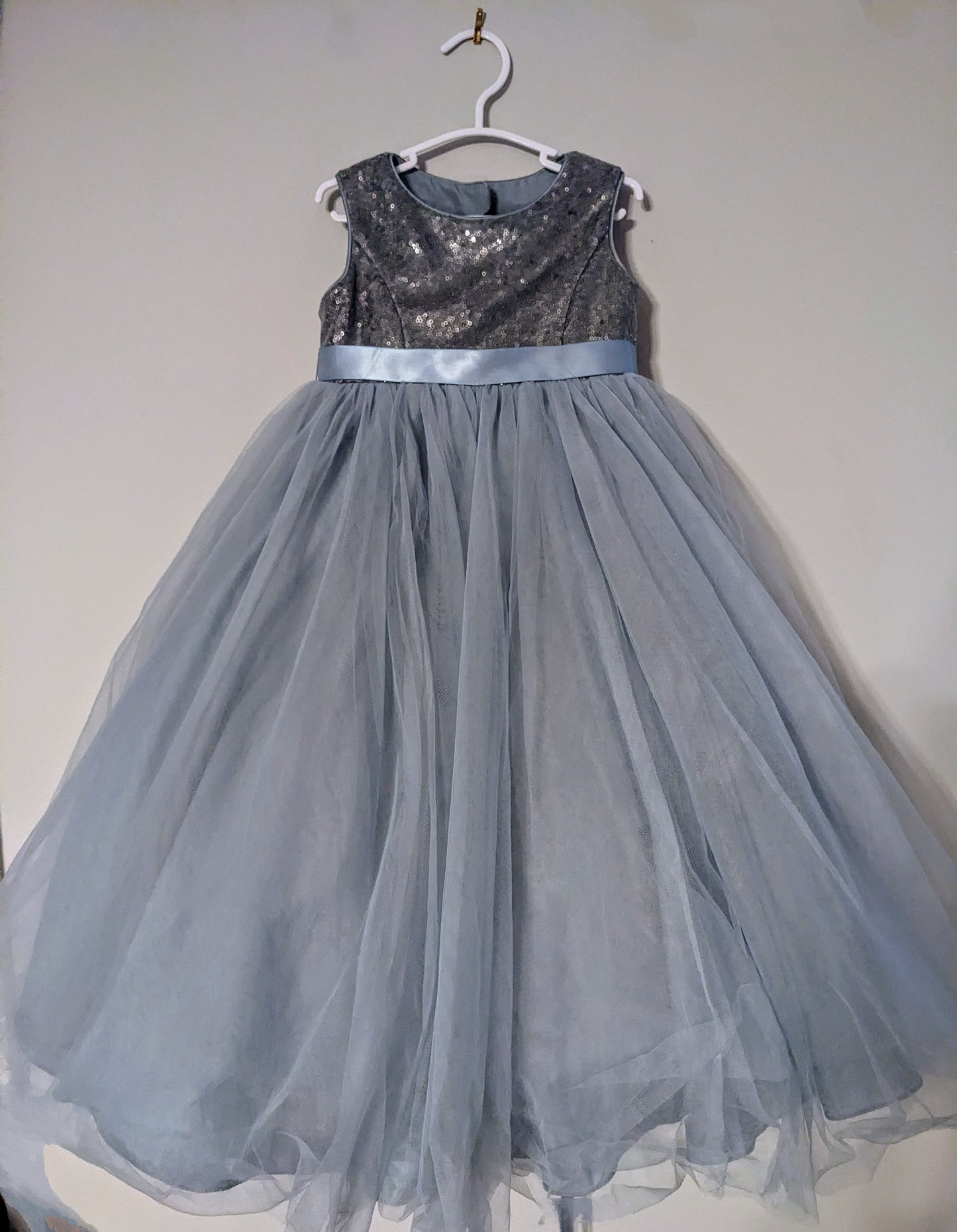 David's Bridal Dusty Blue Flower Girl dress size 3